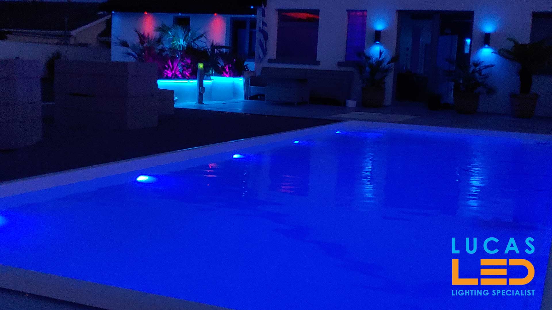 20230606_221219-W