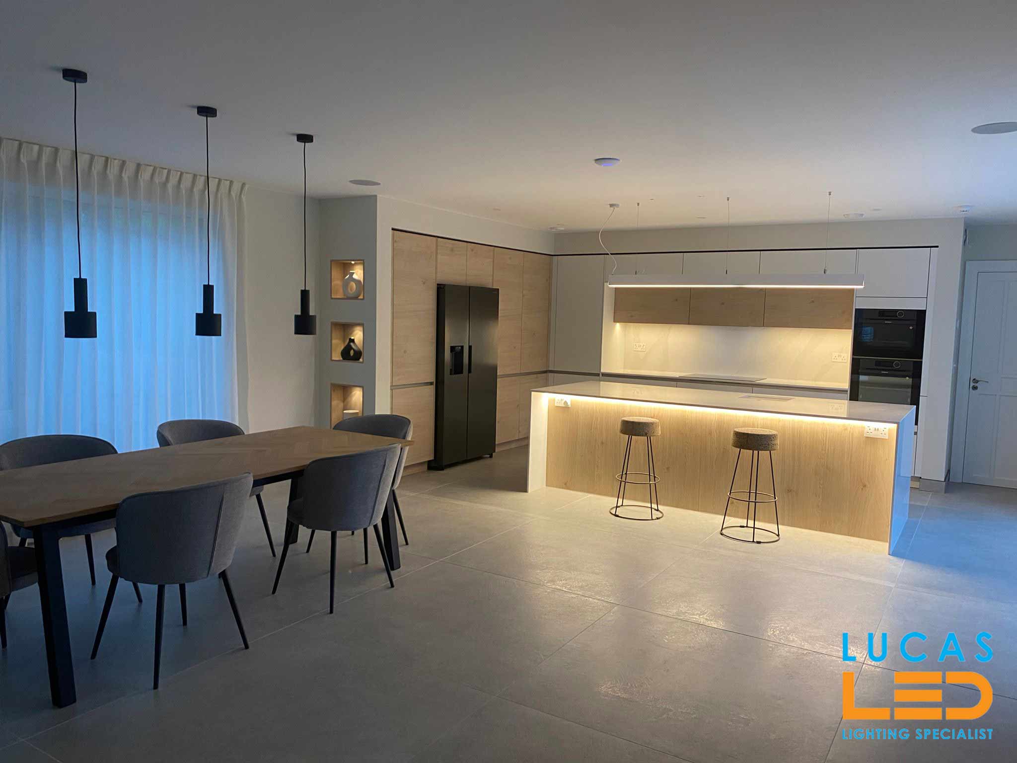 &lrm; 
